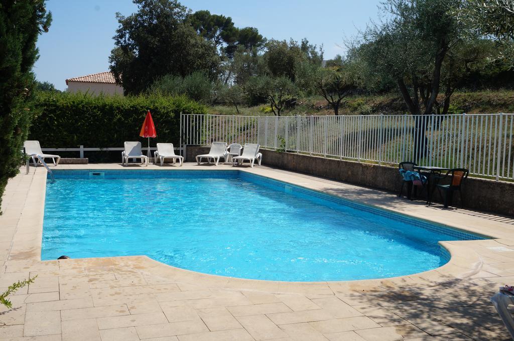 Logis Hotel Le Col De L'Ange Draguignan Exterior photo
